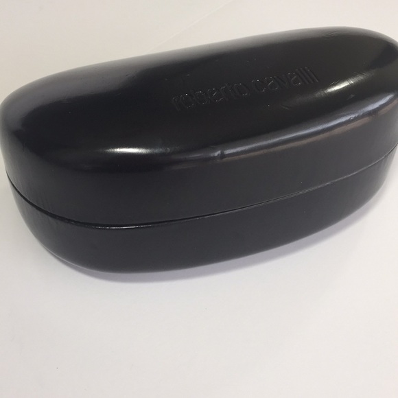 Roberto Cavalli Case - Picture 2 of 6